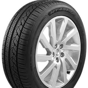 245/60R18 - Nitto NT421Q